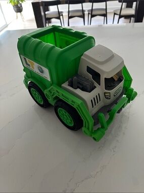 Little Tikes Disposal & Recycling Garbage Truck Toy